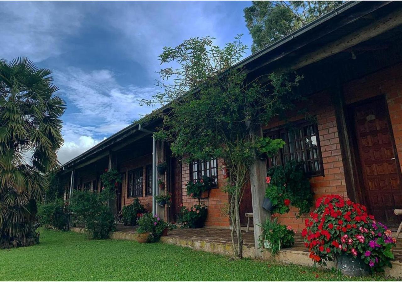 בום ז'רדים דה סרה Fazenda Santa Rita Turismo Rural מראה חיצוני תמונה